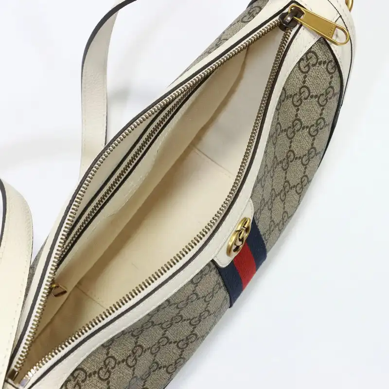 G*u*i bag 2205dj0010
