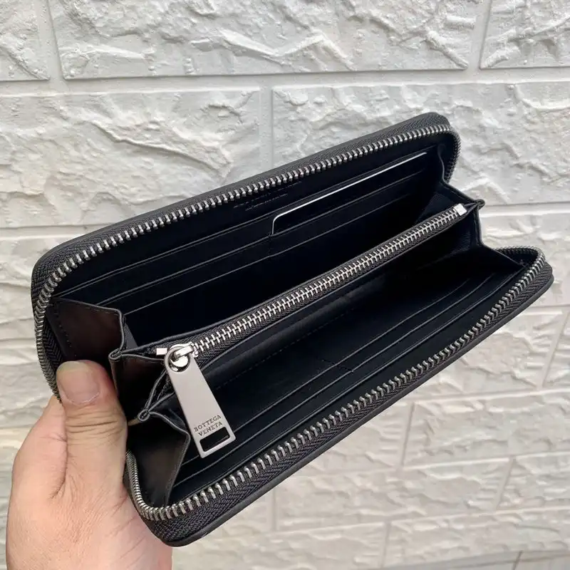 bo*te*ga Ve*ne*ta bag 20ya11045