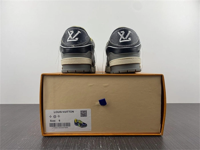 ModernLook Luis Vitton Trainer Green SS21 1A8QA 2146